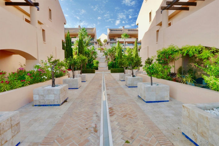 Image No.29-2 Bed Property for sale