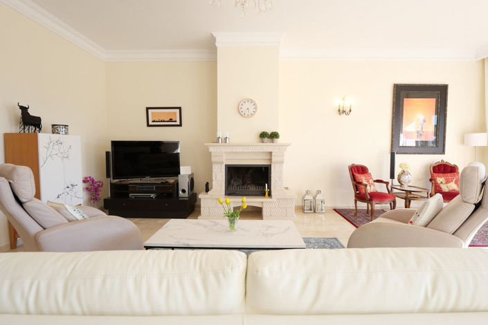 Image No.4-3 Bed Property for sale