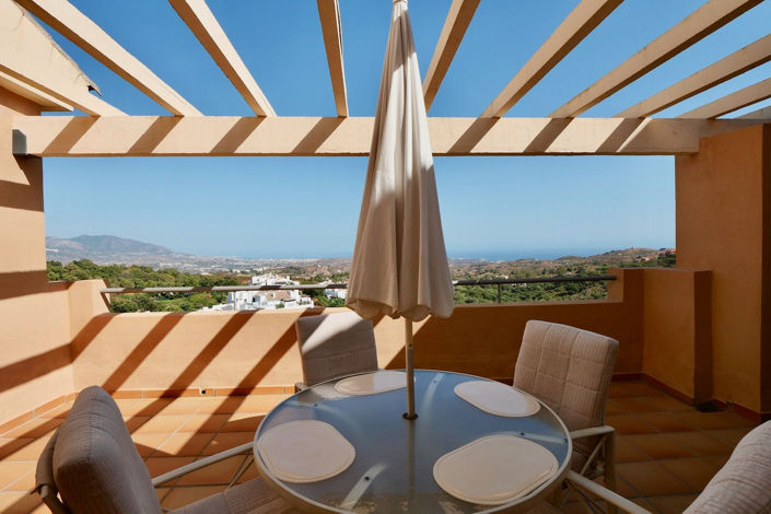 Image No.30-2 Bed Property for sale