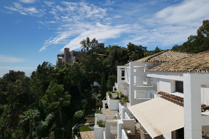 Image No.8-3 Bed Property for sale