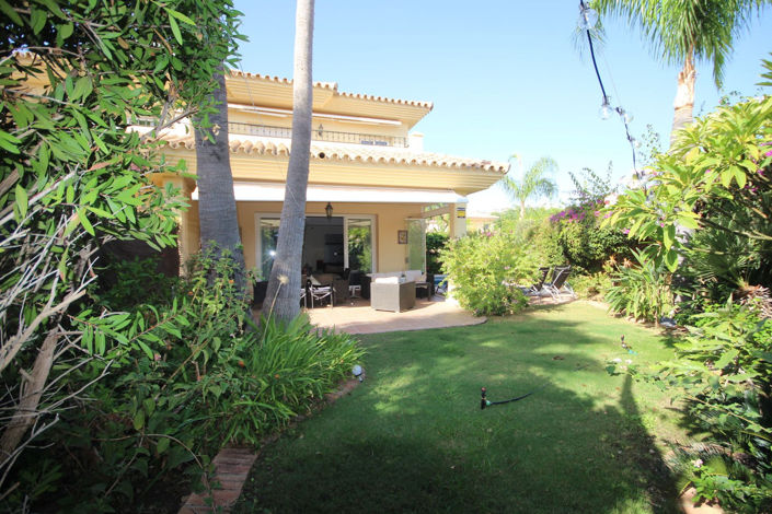 Image No.16-3 Bed Property for sale