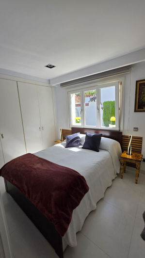 Image No.13-4 Bed Property for sale