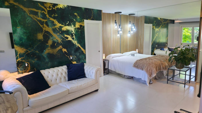 Image No.15-4 Bed Property for sale