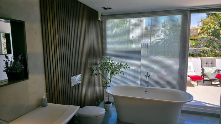 Image No.22-4 Bed Property for sale