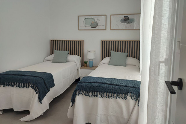 Image No.4-3 Bed Chalet for sale