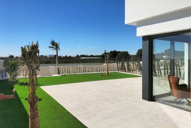 Image No.22-3 Bed Villa for sale