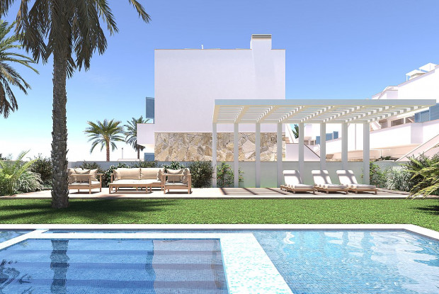 Image No.22-3 Bed Townhouse for sale