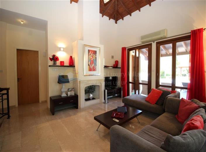 Image No.5-3 Bed Villa / Detached for sale