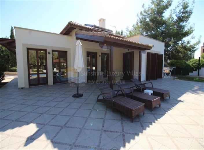 Image No.20-3 Bed Villa / Detached for sale
