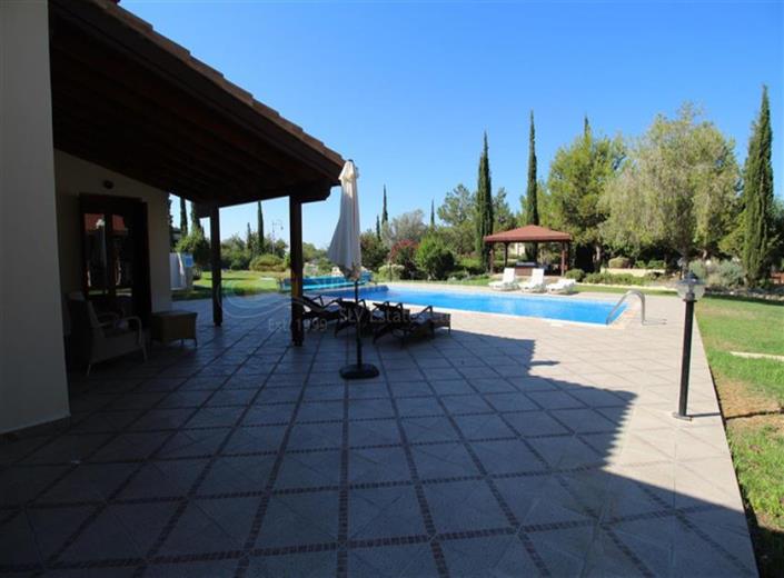 Image No.26-3 Bed Villa / Detached for sale