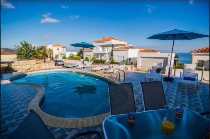 Image No.2-3 Bed Villa / Detached for sale