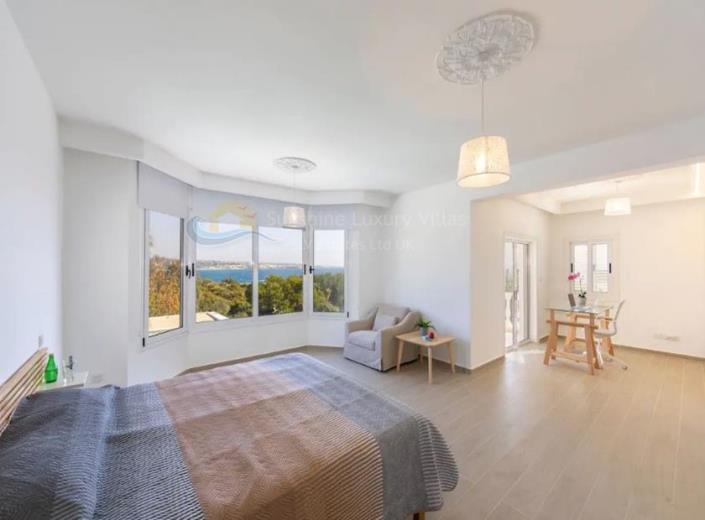 Image No.20-6 Bed Villa / Detached for sale