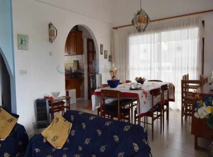 Image No.17-3 Bed Villa / Detached for sale