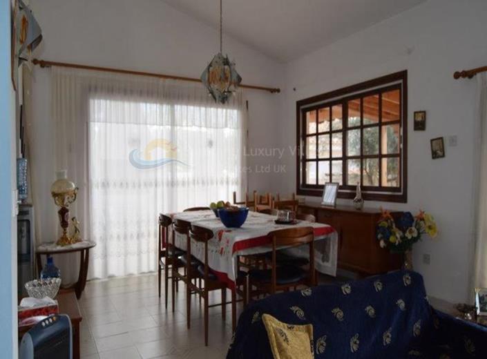 Image No.18-3 Bed Villa / Detached for sale