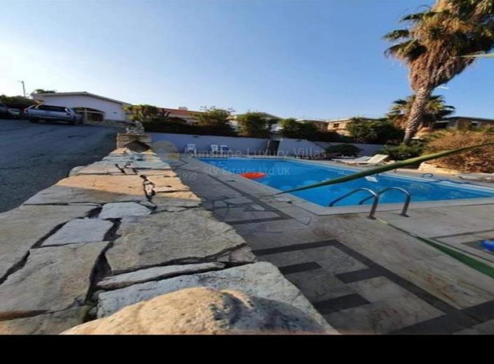 Image No.6-7 Bed House/Villa for sale