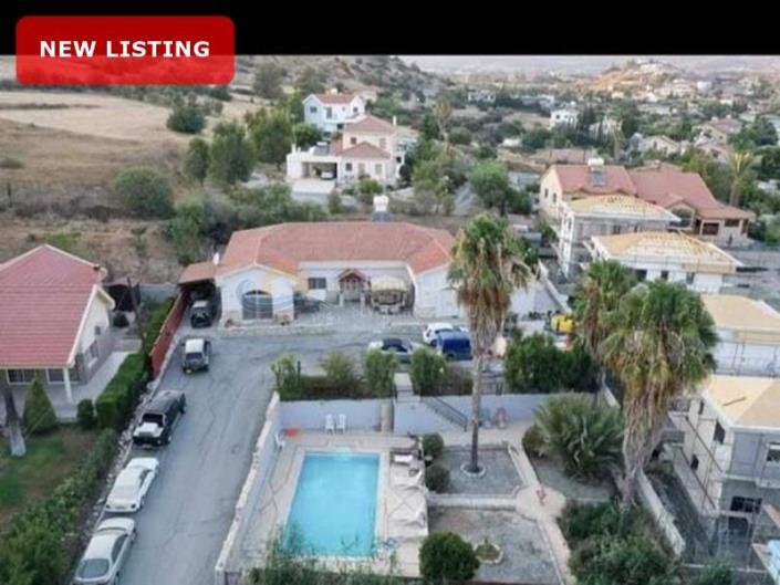 Image No.1-7 Bed House/Villa for sale