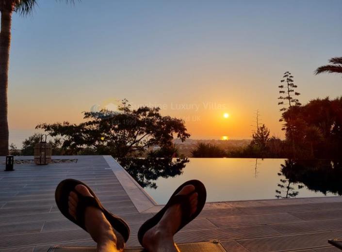 Image No.12-3 Bed Villa for sale