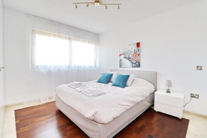 Image No.16-2 Bed Apartment for sale