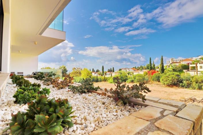 Image No.27-2 Bed Apartment for sale