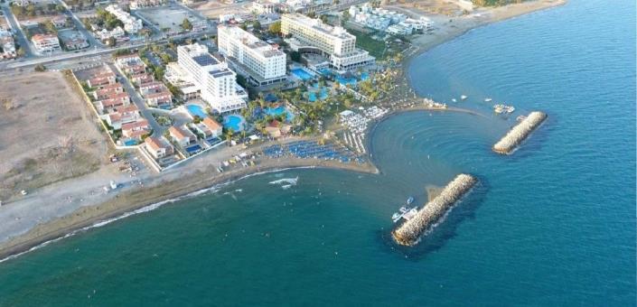 Image No.3-4 Bed Villa for sale