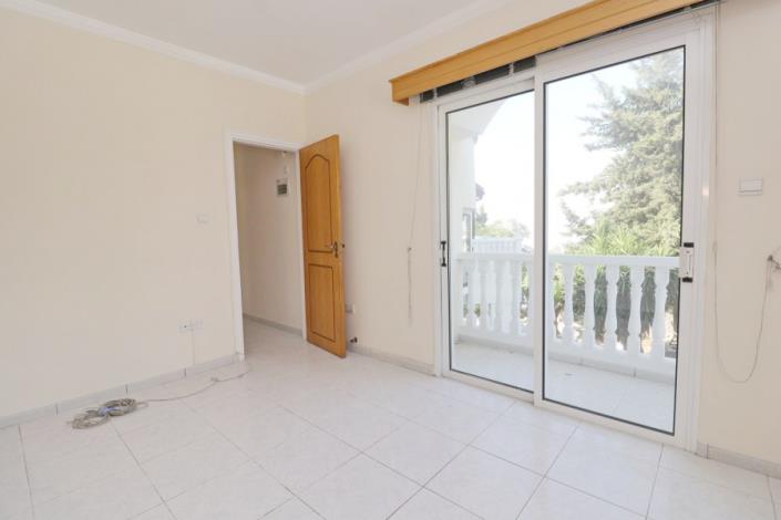 Image No.15-3 Bed Villa for sale