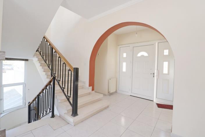 Image No.17-3 Bed Villa for sale