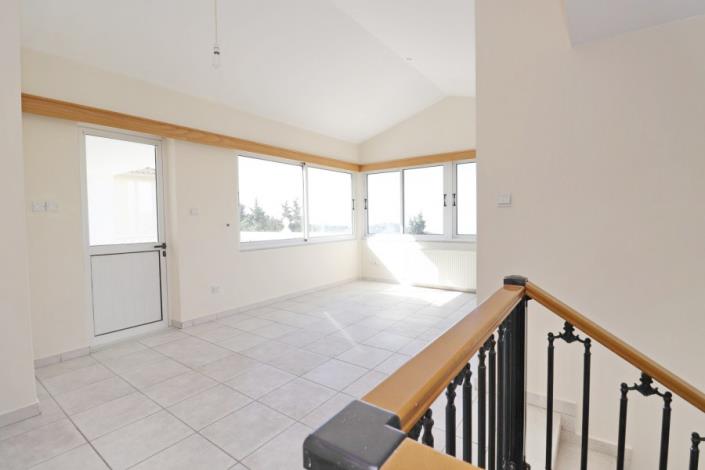 Image No.20-3 Bed Villa for sale