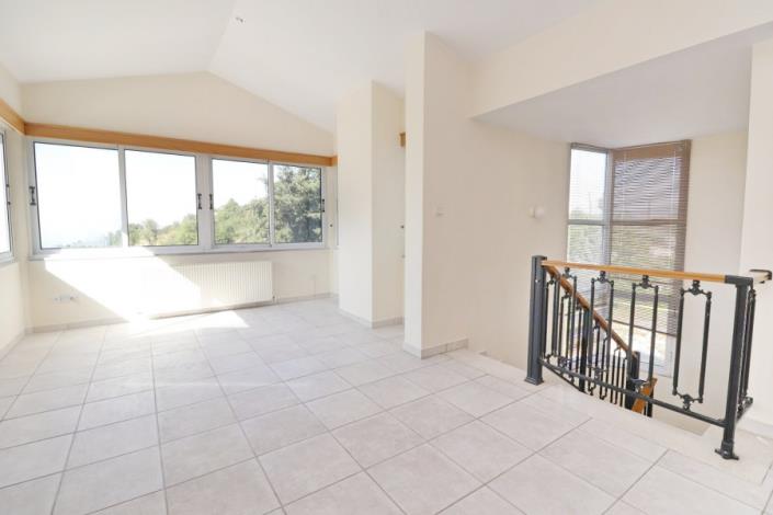 Image No.21-3 Bed Villa for sale