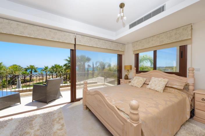 Image No.9-3 Bed Villa for sale