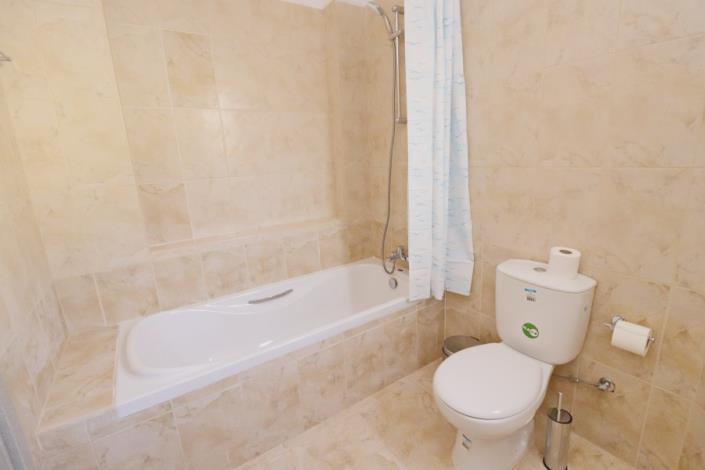 Image No.20-5 Bed Villa for sale