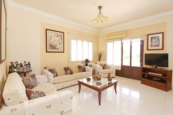 Image No.9-5 Bed House/Villa for sale