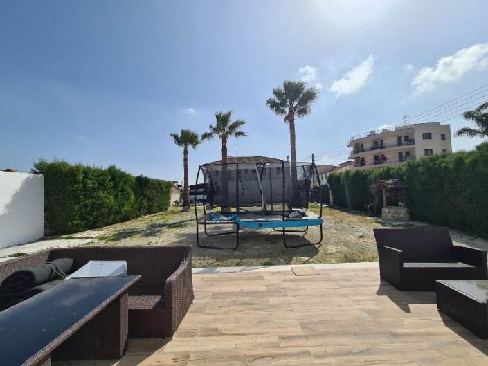 Image No.13-4 Bed House/Villa for sale