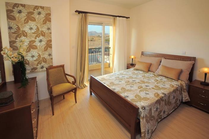 Image No.5-2 Bed Maisonette for sale