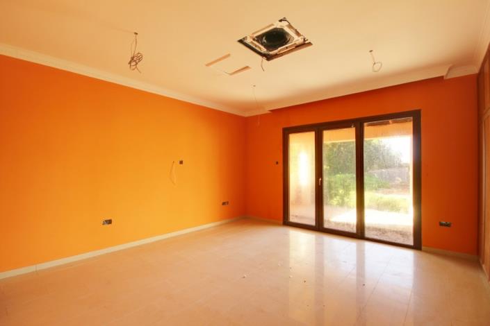 Image No.15-4 Bed Bungalow for sale