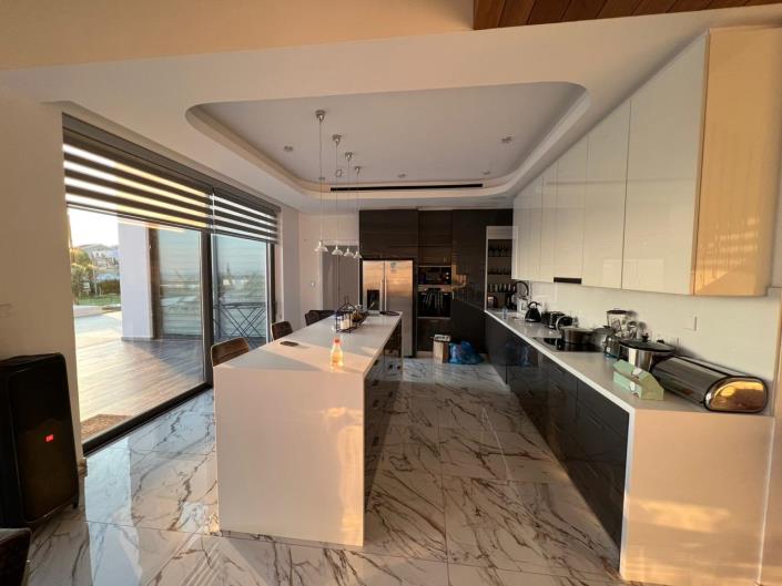 Image No.3-4 Bed House/Villa for sale