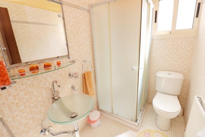 Image No.21-4 Bed Bungalow for sale