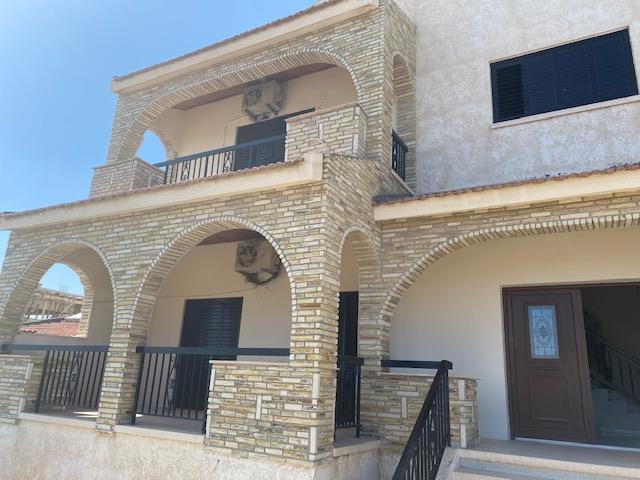 Image No.3-4 Bed House/Villa for sale