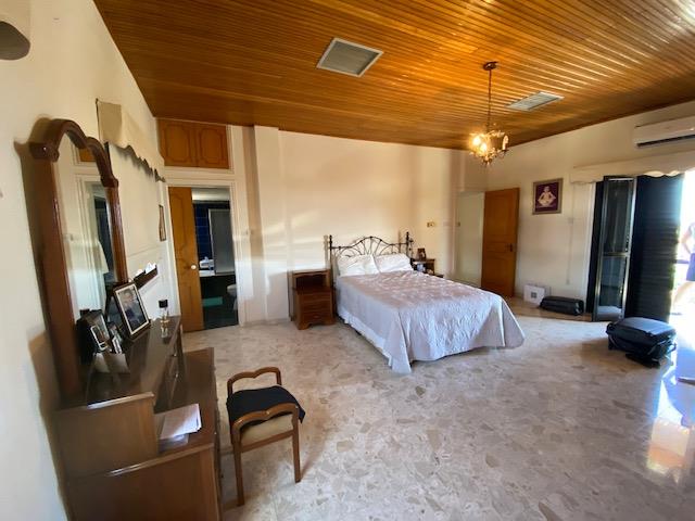 Image No.19-4 Bed House/Villa for sale