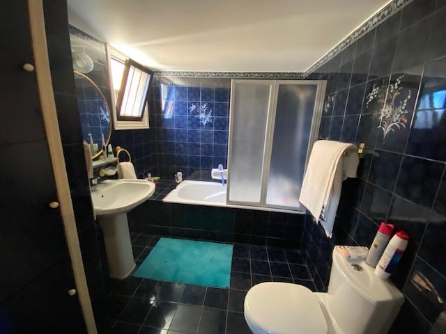 Image No.20-4 Bed House/Villa for sale