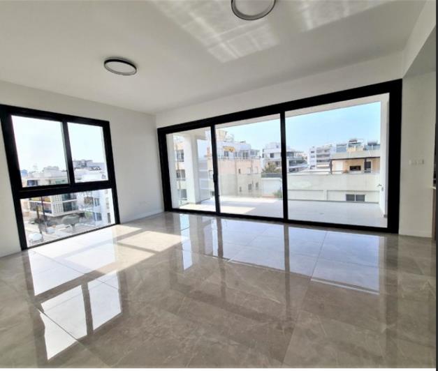 Image No.1-3 Bed Apartment for sale
