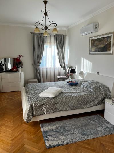 Image No.8-5 Bed House/Villa for sale