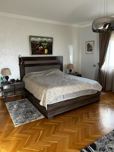 Image No.10-5 Bed House/Villa for sale