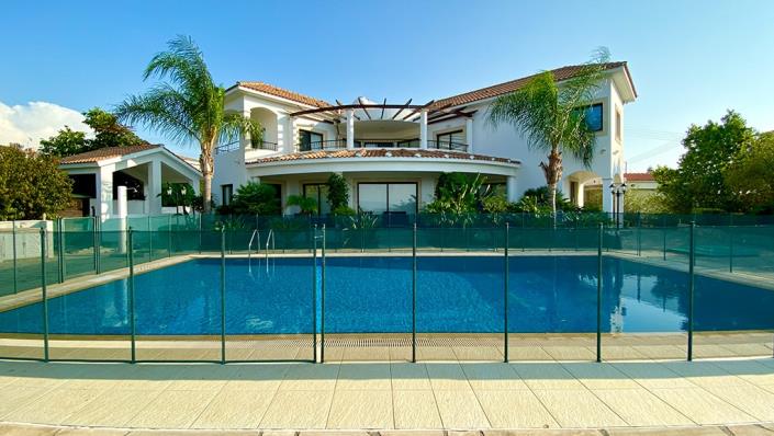 Image No.1-4 Bed House/Villa for sale