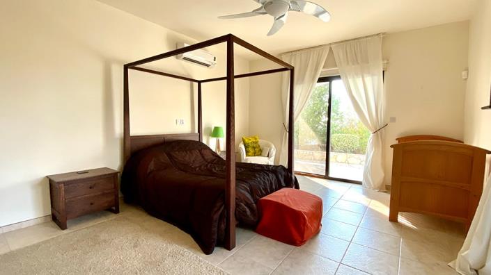 Image No.10-4 Bed House/Villa for sale