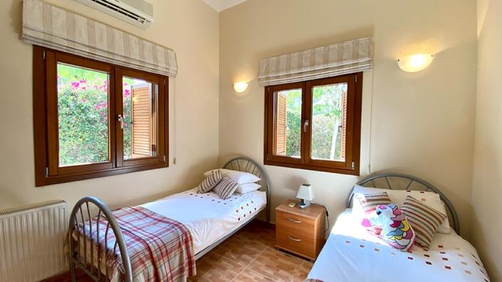 Image No.15-4 Bed House/Villa for sale