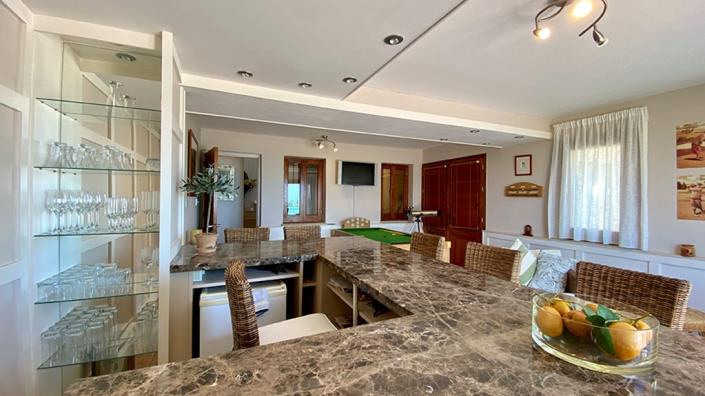 Image No.10-4 Bed House/Villa for sale