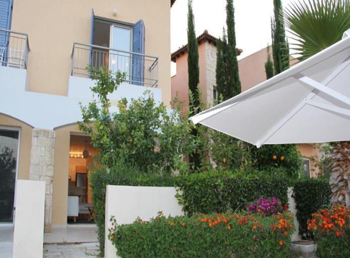 Image No.2-2 Bed Townhouse for sale