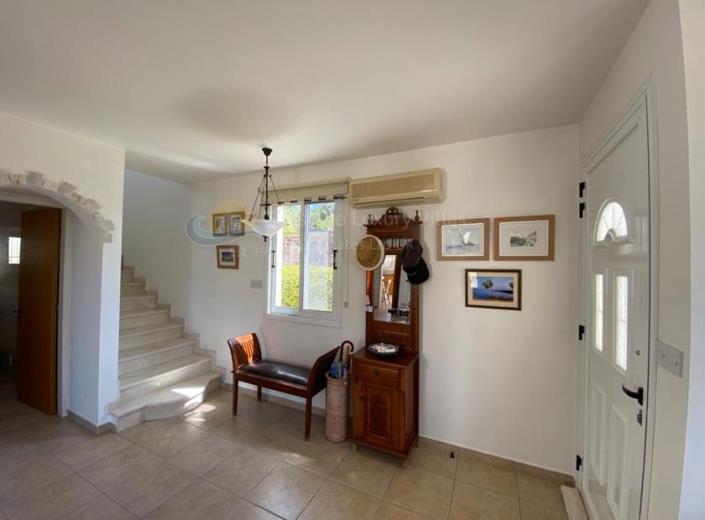 Image No.8-3 Bed Villa for sale