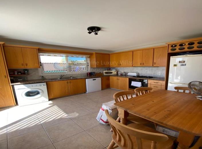 Image No.14-3 Bed Villa for sale