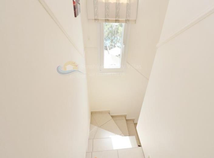 Image No.14-3 Bed Villa for sale